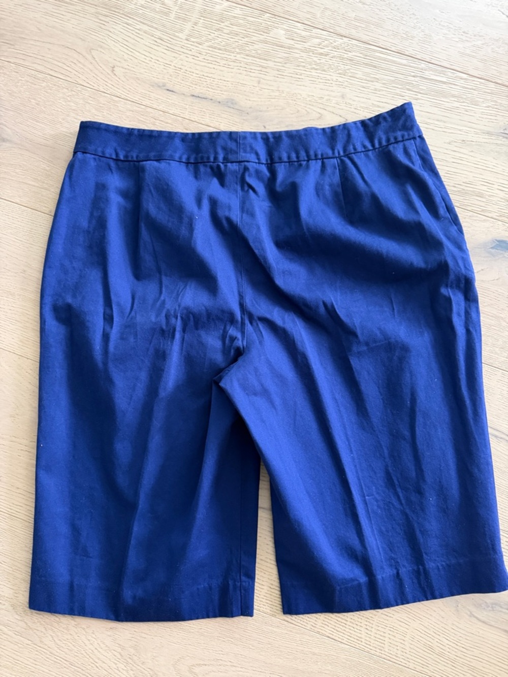 Lauren Ralph Lauren Women's Bermuda Shorts Navy Blue Size 14 Cotton - Picture 2 of 3